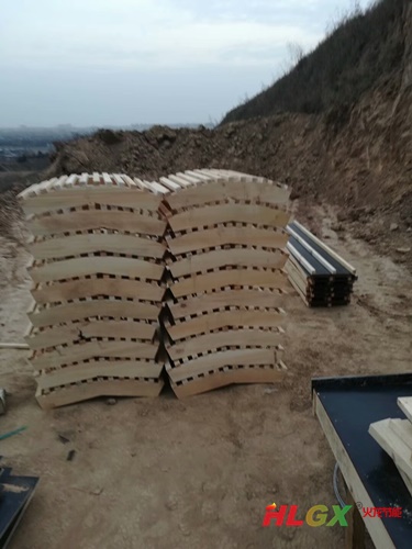 澆注料施工現場(chǎng)